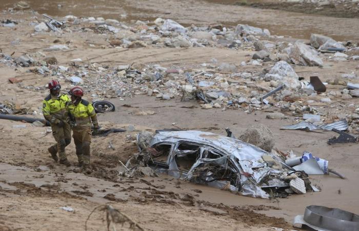 Überschwemmungen in Spanien | Die Zahl der Todesopfer steigt auf 217, das Königspaar vor Ort