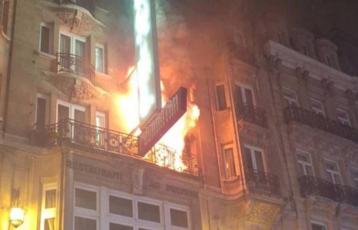 Ein Hotel am Boulevard Adolphe Max fängt Feuer: „Das Feuer könnte kriminellen Ursprungs sein“