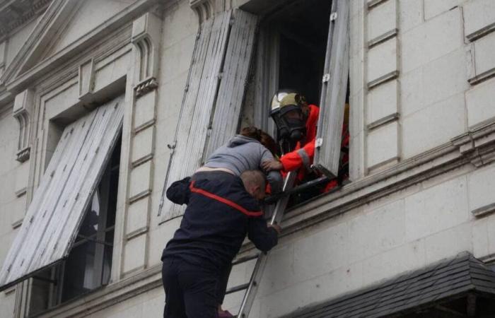 Ein Brand verursacht in der Stadt Rosiers-sur-Loire zwei leichte Verletzte