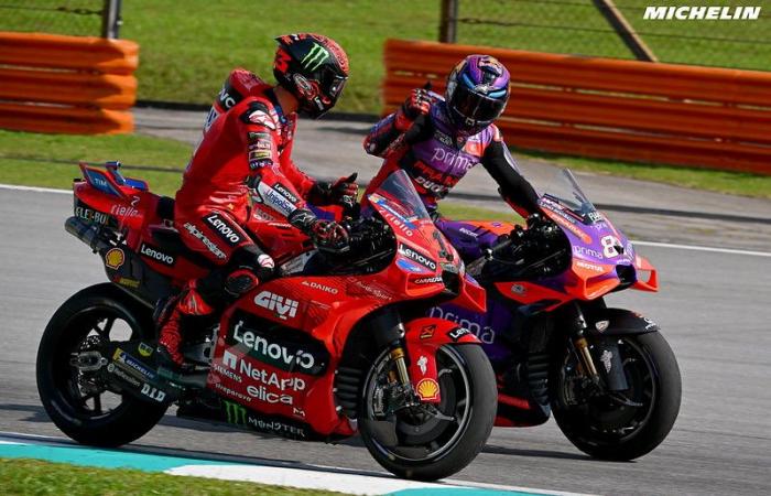 MotoGP Malaysia J3, Nachbesprechung Francesco Bagnaia (Ducati/1): „Ich bin ein gesunder Kerl, ein echter Sportler, also mag ich so etwas nicht“ usw. (Gesamtheit)