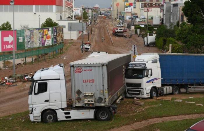 Ein 72-jähriger LKW-Fahrer verschwand in den Überschwemmungen in Valencia, sein Sohn und seine Tochter waren sehr besorgt