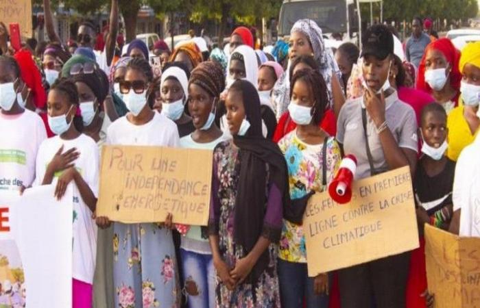 Frauenmarsch in Dakar (Senegal) für Klimagerechtigkeit: Aufruf zum Handeln vor COP29 – VivAfrik