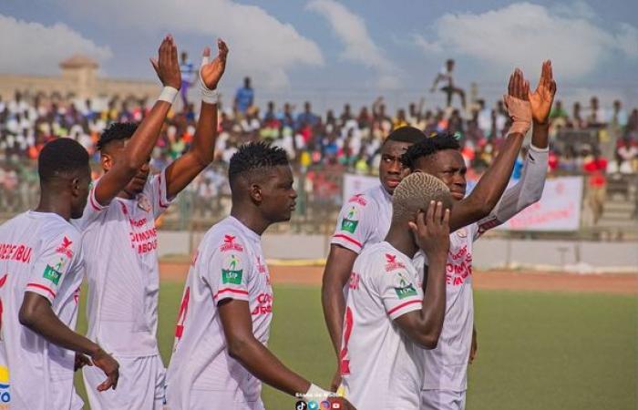 AS Kaffrine liegt in Führung, Stade de Mbour dicht dahinter, Etoile Lusitana in Schwierigkeiten