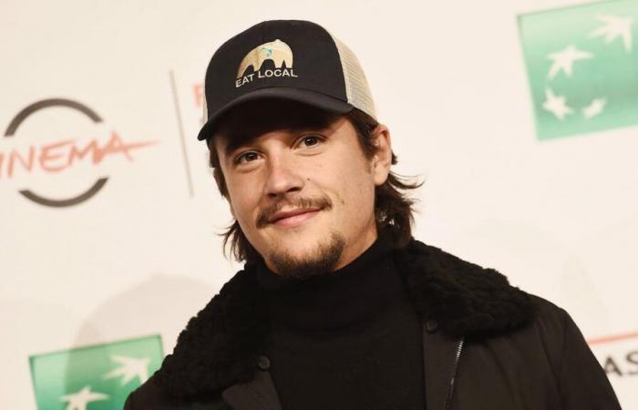 Nekfeu wird von seiner Ex-Frau der Vergewaltigung und Gewalt beschuldigt, er greift zum Gegenangriff