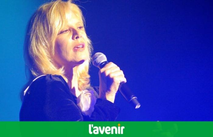 Mit 80 verabschiedet sich Sylvie Vartan: „Ich möchte mich nicht auf die Bühne schleppen“ (Video)