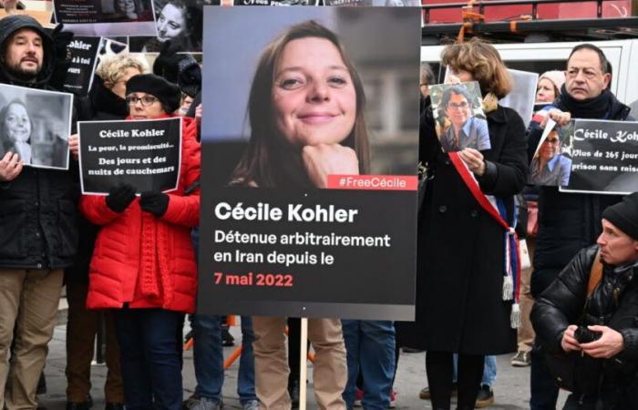 Iran. Laut Teheran sind die französischen Geiseln Cécile Kohler und Jacques Paris „bei guter Gesundheit“.