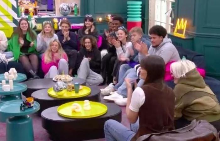 Zuschauer 17:30 Uhr: Die tägliche „Star Academy“ auf TF1, „Jeder hat seine Meinung“ auf France 2 und „Fragen an einen Champion“ auf France 3 bis 1,5 Millionen Zuschauer