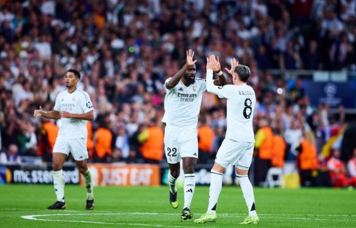 Live-Übertragung des Spiels Real Madrid gegen Mailand in der Champions League