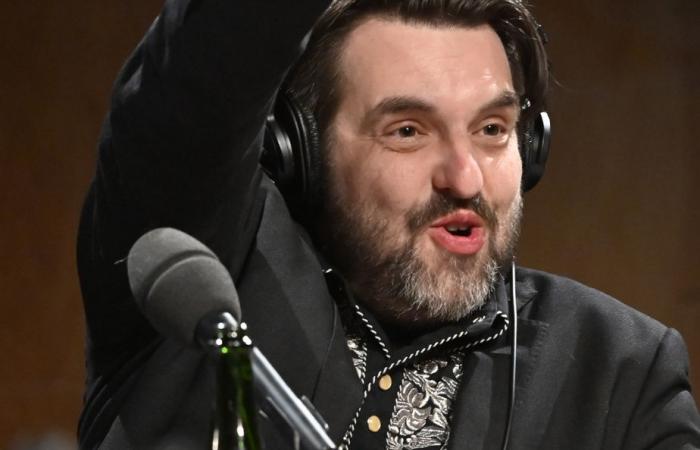 MC Gilles leitet eine neue Sendung auf Radio-Canada