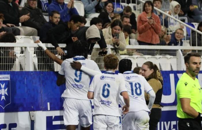 Auxerre dominiert Valletta und qualifiziert sich für die 3. Runde