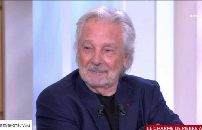 „Ich mag mich selbst nicht so sehr…“: Pierre Arditi vertraut sich seinen vielen Komplexen an (ZAPTV)