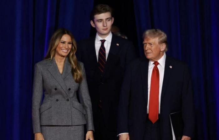 Alle sagen das Gleiche, als Barron Trump zu Papa Donald auf die Bühne kommt | Welt | Nachricht