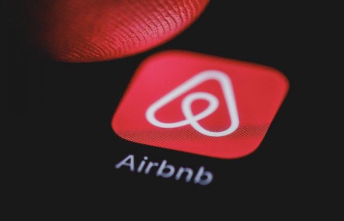 Einem ehemaligen „Angels“-Kandidaten wird Zuhälterei vorgeworfen: Der Verdächtige soll bei Booking oder Airbnb Wohnungen für Prostituierte gemietet haben