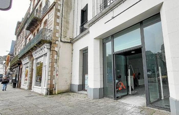 Ein Carrefour Express wird 2025 am Place des Otages in der Innenstadt von Morlaix eröffnet