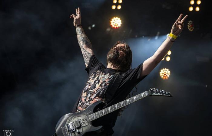 Andreas Kisser lädt Max und Iggor Cavalera zum letzten Konzert von Sepultura ein