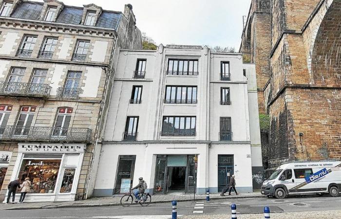 Ein Carrefour Express wird 2025 am Place des Otages in der Innenstadt von Morlaix eröffnet