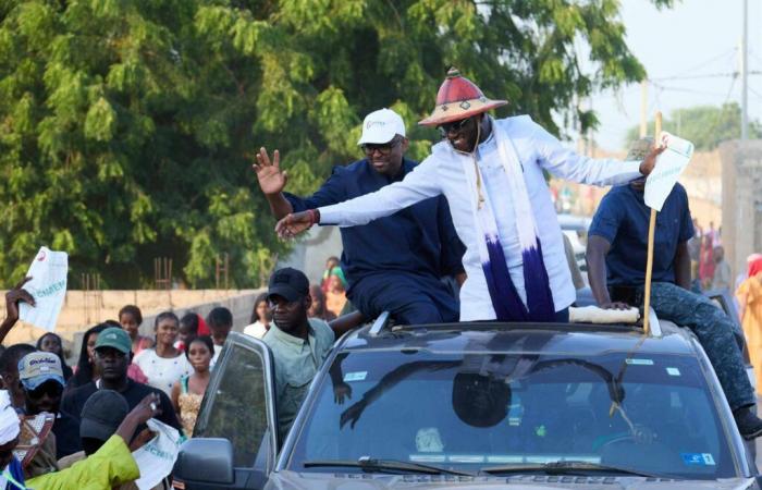 Juan Branco über politische Verbrechen im Senegal und mehr