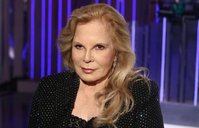 Mit 80 verwandelt sich Sylvie Vartan mit ihrer verjüngenden Haarfarbe in einen Hollywood-Star