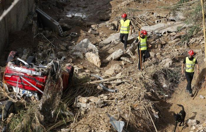 Tödliche Überschwemmungen in Spanien: Die Zahl der Todesopfer liegt bei 219, die Zahl der Vermissten wird inzwischen auf mindestens 93 geschätzt