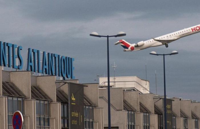 die Landebahnauslenkung eines Flugzeugs, simuliert während einer „groß angelegten“ Übung