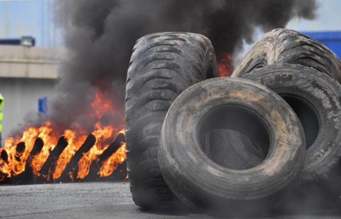 Michelin-Mitarbeiter in Cholet streiken gegen die Schließung ihrer Fabrik