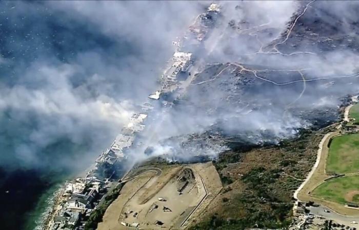 Ein Brand in Los Angeles gefährdet die Villen der Stars