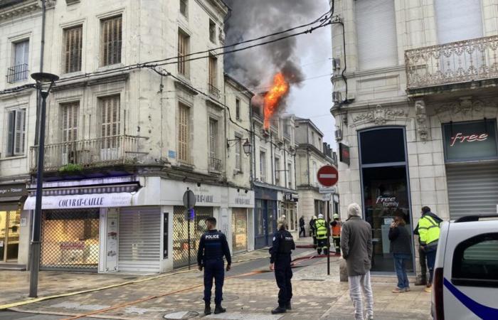 Eine durch einen Brand zerstörte Wohnung im Stadtzentrum