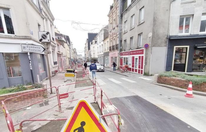 In der Rue Gambetta in Cherbourg-en-Cotentin werden weitere Arbeiten abgeschlossen