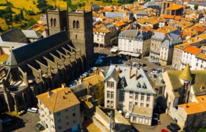 Cantal: Die Schinken bleiben in der Kathedrale Saint-Flour