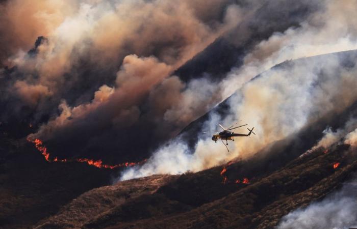 Kalifornien | Tausende Menschen in der Nähe von Los Angeles von Feuer bedroht