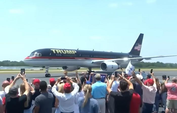 Vergoldet, finanzielles Loch, Notlandung … Vier Dinge, die Sie über Donald Trumps private Boeing 757 wissen sollten