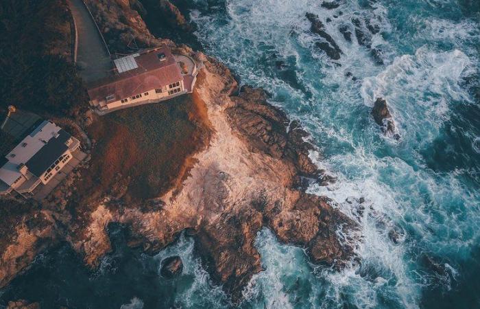 Das Cliffside-Café in China serviert Heißgetränke für über 50 US-Dollar mit Blick auf Taiwan