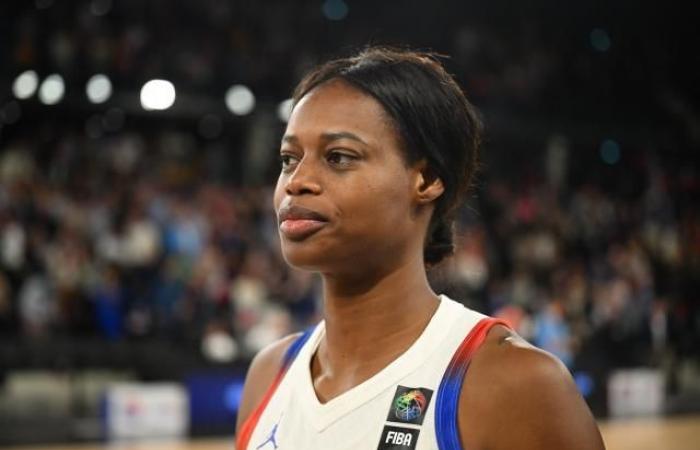 Valériane Ayayi nach dem Sieg der Bleues gegen Israel (EM-Qualifikation)