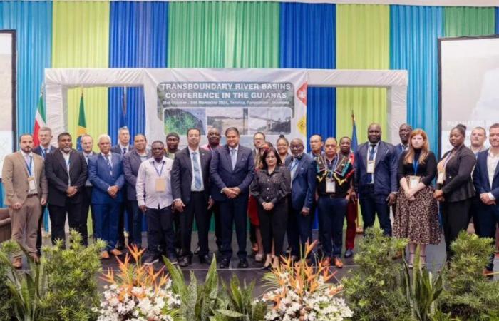 Eine Konferenz über Wassermanagement auf dem Guayana-Plateau formalisiert die Einrichtung eines regionalen Observatoriums