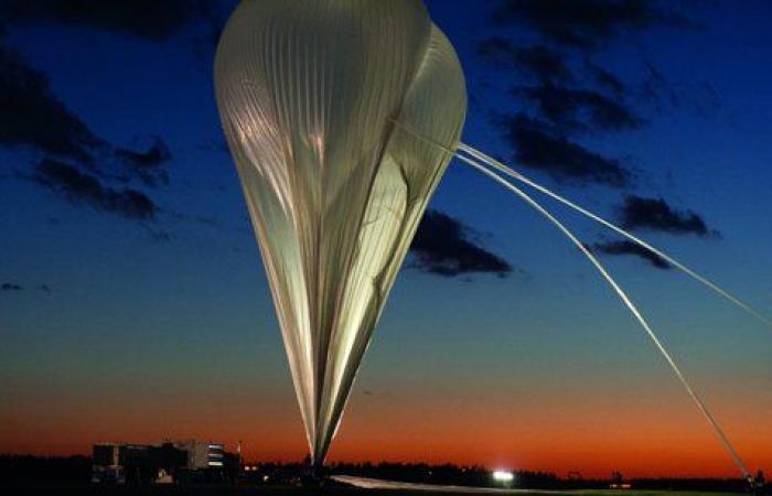 Frankreich gelingt der erste Flug eines manövrierenden Stratosphärenballons