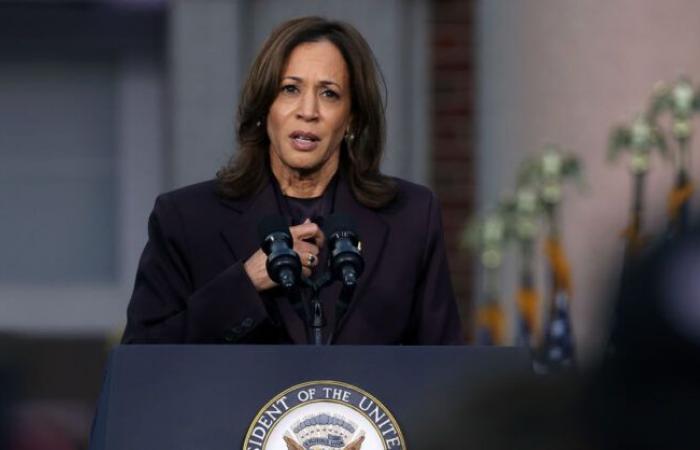 Bernie Sanders stürzt sich auf die hartnäckige Abschiedsrede von Kamala Harris