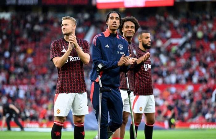 Manchester United. Leny Yoro nach Fußverletzung wieder im Training