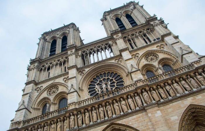 Die Glocken von Notre-Dame de Paris läuteten an diesem Freitag zum ersten Mal seit dem Brand im Jahr 2019