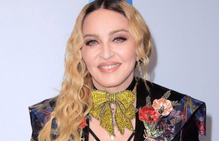 Madonna teilt „F**k Trump“-Kuchen in den sozialen Medien