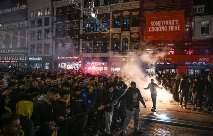 „Eine Jagd auf Juden“… Was wir über die Angriffe auf israelische Fußballfans in Amsterdam wissen