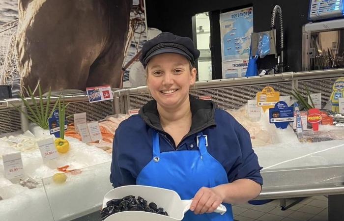 Auchan Orchies trauert am Mittwoch auf der Straße in Coutiches um seine Mitarbeiterin Julie