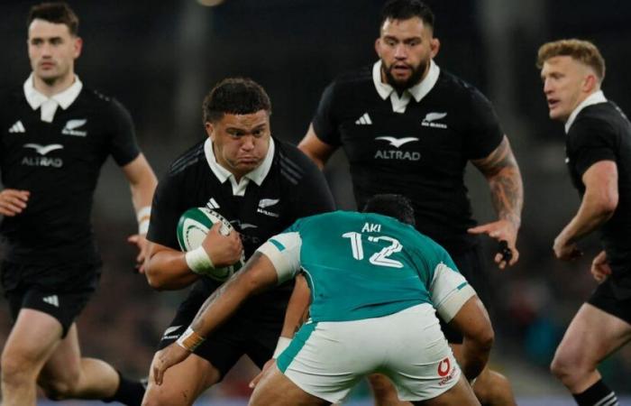 Eine Woche vor dem Spiel gegen Frankreich zwingen die All Blacks Irland in die Knie