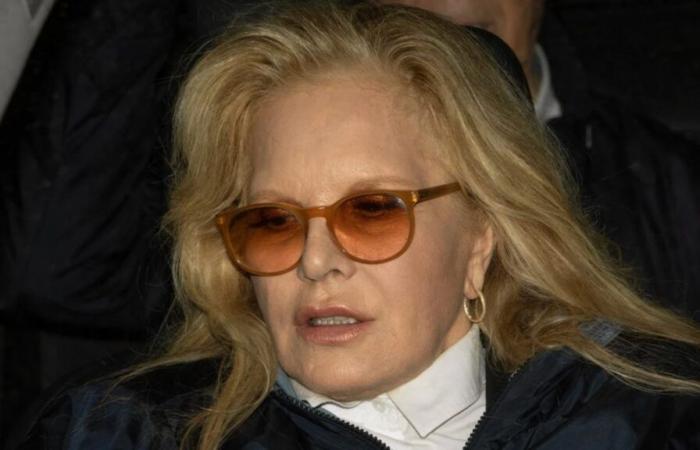 Sylvie Vartan spricht über den Tod von Johnny Hallyday: „Wir können nicht in Frieden sein“