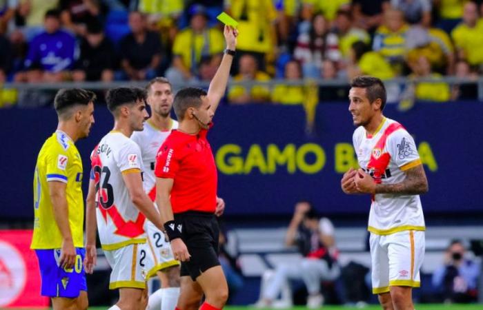 Hernández Maeso wird der Schiedsrichter im Spiel Rayo Vallecano gegen Las Palmas sein