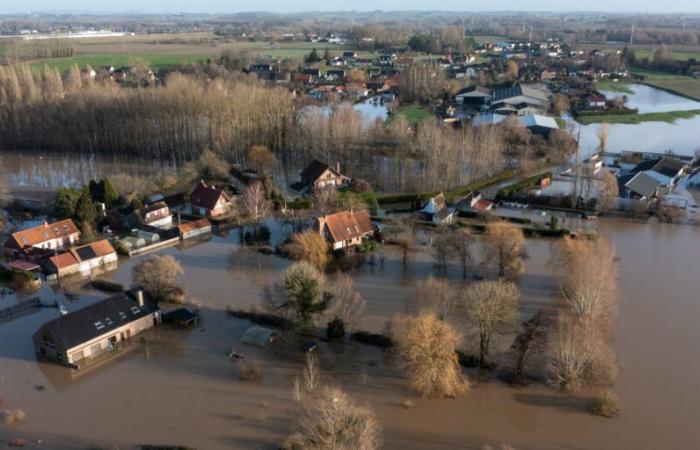 in Arques, ein Jahr nach den Überschwemmungen, diese Opfer, die ihr Haus an den Staat weiterverkauften