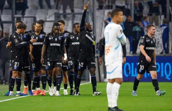 AJ Auxerre fügt OM im Vélodrome eine demütigende Korrektur zu