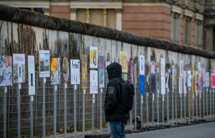 Ein Deutschland in der Krise gedenkt des Mauerfalls, eines „glücklichen Tages“