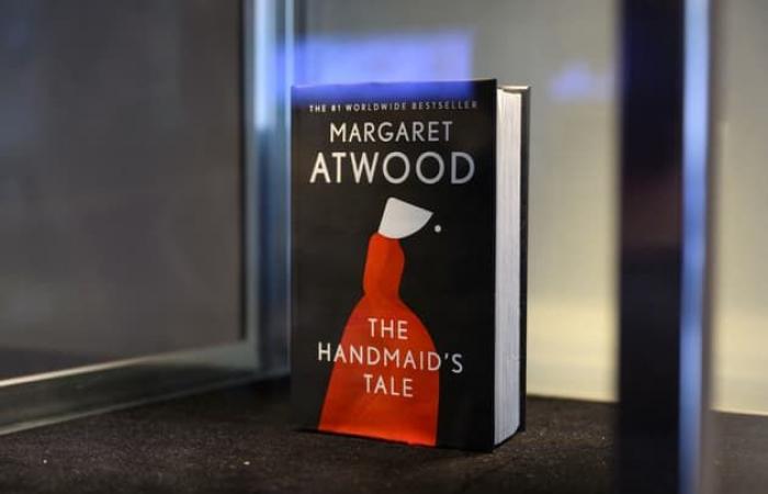 Die Verkäufe der Bücher „The Handmaid’s Tale“ und „1984“ stiegen stark an