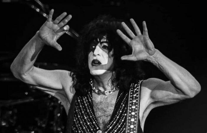 Paul Stanley spricht über das Ende von Kiss und die emotionalen Auswirkungen des Übergangs