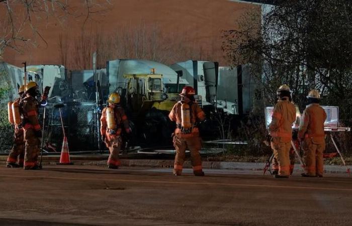 In Saint-Laurent brannten drei Sattelauflieger, die SPVM ermittelt